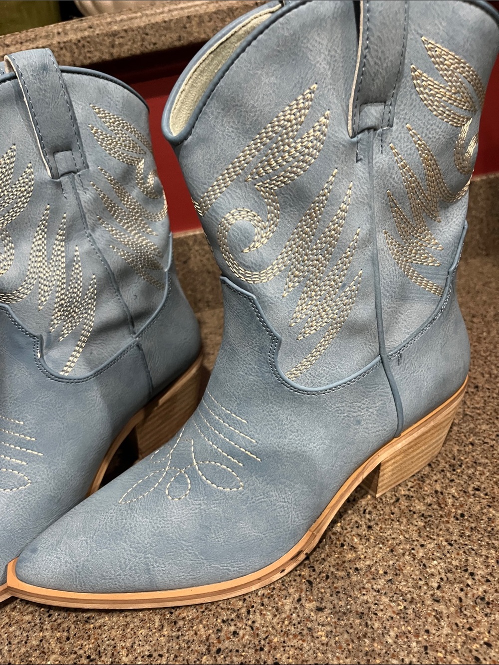 ShuShop Zahara Stunning Blue Western Cowboy Boots Thick Heel! Size 9 Like New - Picture 4 of 9
